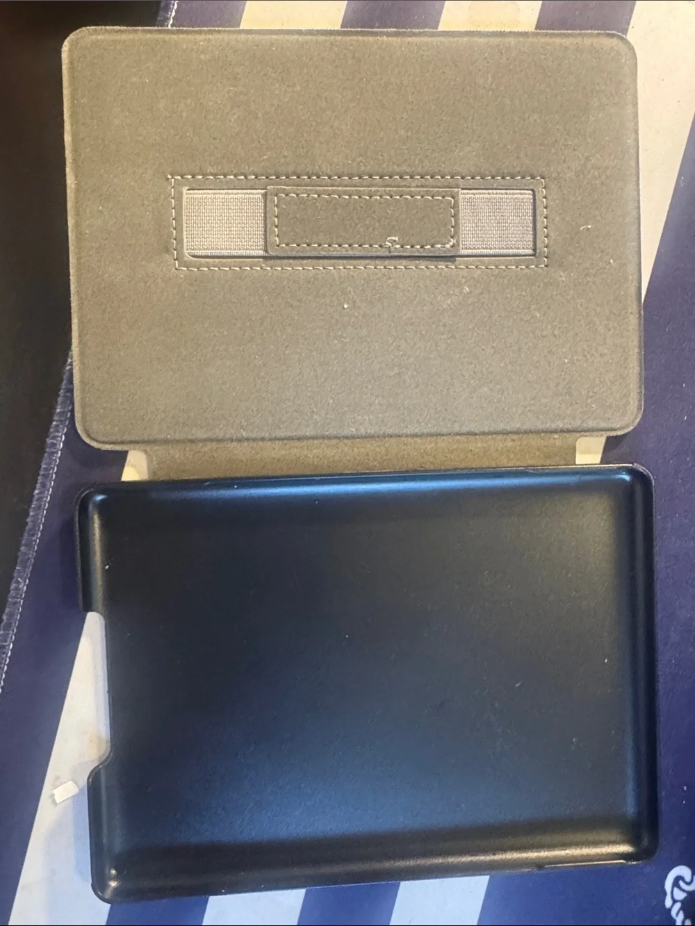 Kindle Paperweight Case
